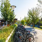 & Pensionat Au an der Donau