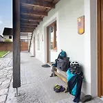 & Pensionat Au an der Donau