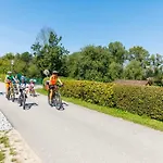 Pensionat & Au an der Donau