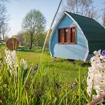 Pensionat & Au an der Donau