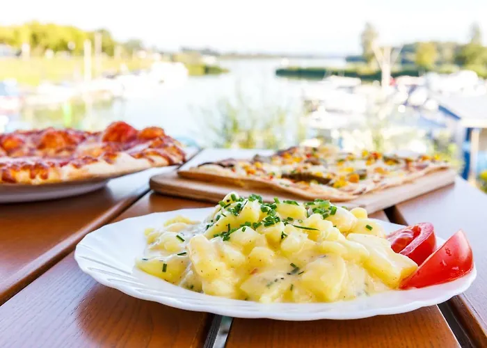 بيت ضيافة & Au an der Donau