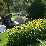& 3* Au an der Donau