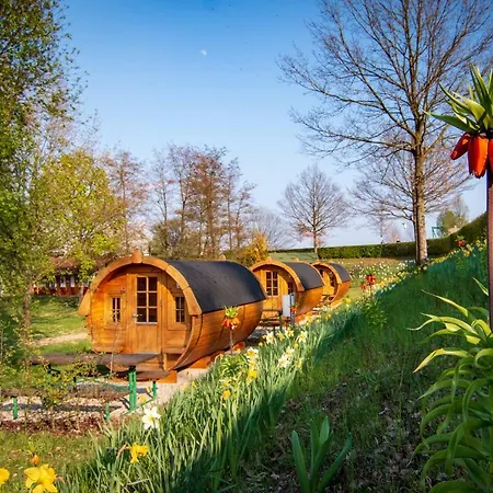 Guest house Camping & Au an der Donau